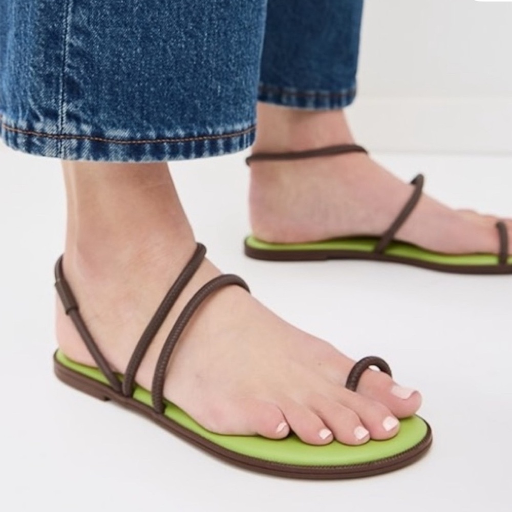 Havaianas Una Pitanga Sandals in Citronella